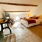 La Maison De Lyna - De Charme Intra-muros Avec Parking & Autonomie Lägenhetshotell 3*