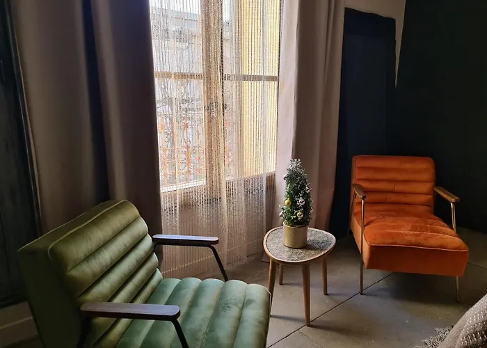 La Maison De Lyna - De Charme Intra-muros Avec Parking & Autonomie מלון דירות 4*