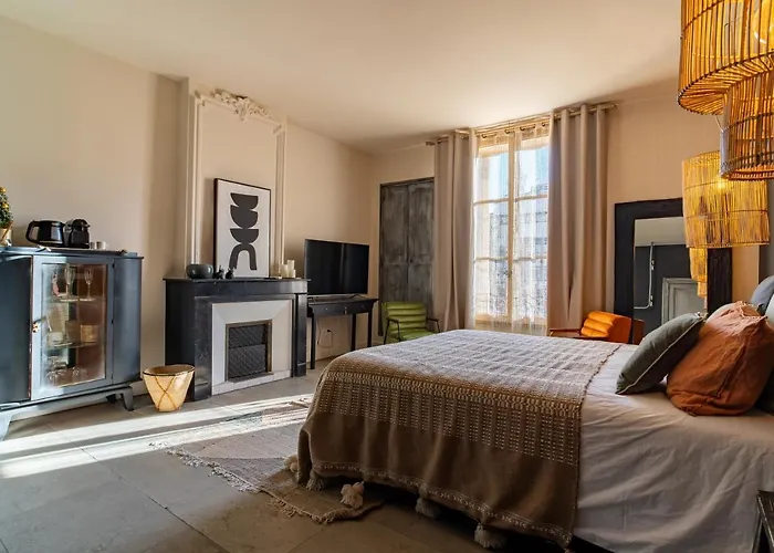 La Maison De Lyna - De Charme Intra-muros Avec Parking & Autonomie 4*