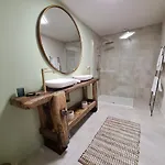 La Maison De Lyna - De Charme Intra-muros Avec Parking & Autonomie Hotel apartamentowy 3*