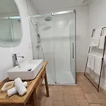 Hotel apartamentowy La Maison De Lyna - De Charme Intra-muros Avec Parking & Autonomie 3*