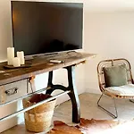 La Maison De Lyna - De Charme Intra-muros Avec Parking & Autonomie 公寓式酒店 艾格-莫尔特