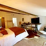La Maison De Lyna - De Charme Intra-muros Avec Parking & Autonomie Aigues-Mortes