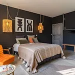 Hotel apartamentowy La Maison De Lyna - De Charme Intra-muros Avec Parking & Autonomie