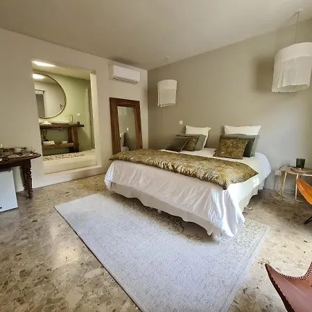 Aparthotel La Maison De Lyna Aigues-Mortes