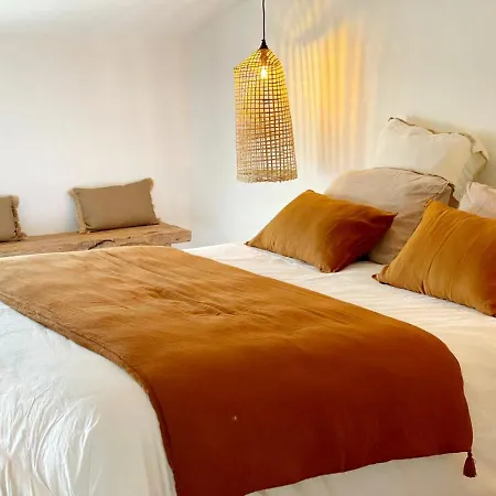 La Maison De Lyna - De Charme Intra-muros Avec Parking & Autonomie