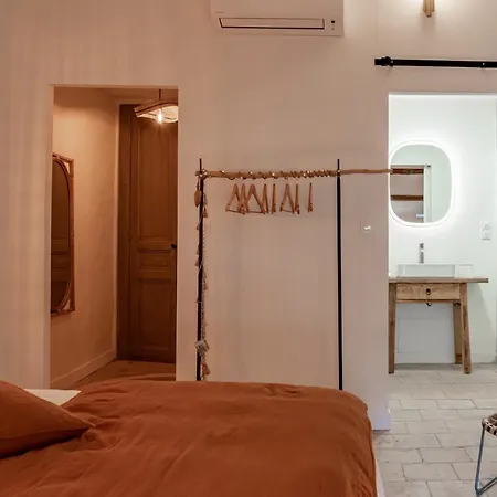 La Maison De Lyna - De Charme Intra-muros Avec Parking & Autonomie 3*