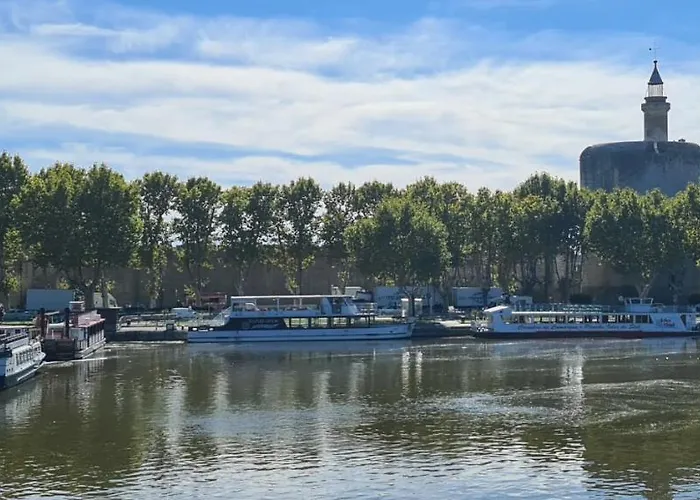 La Maison De Lyna - De Charme Intra-muros Avec Parking & Autonomie 4* Aigues-Mortes