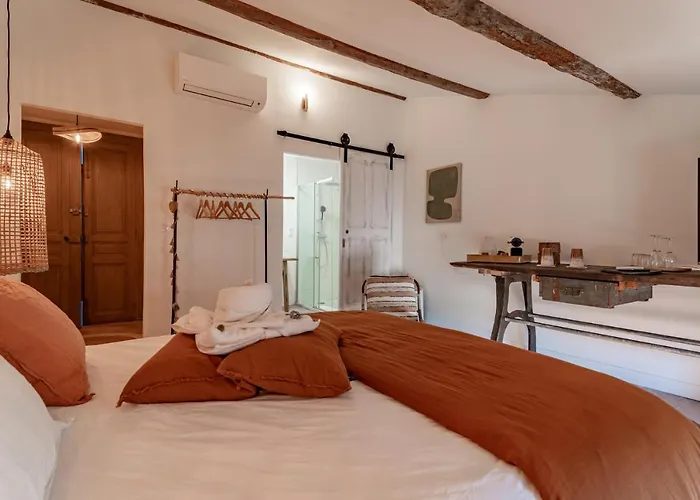 La Maison De Lyna - De Charme Intra-muros Avec Parking & Autonomie