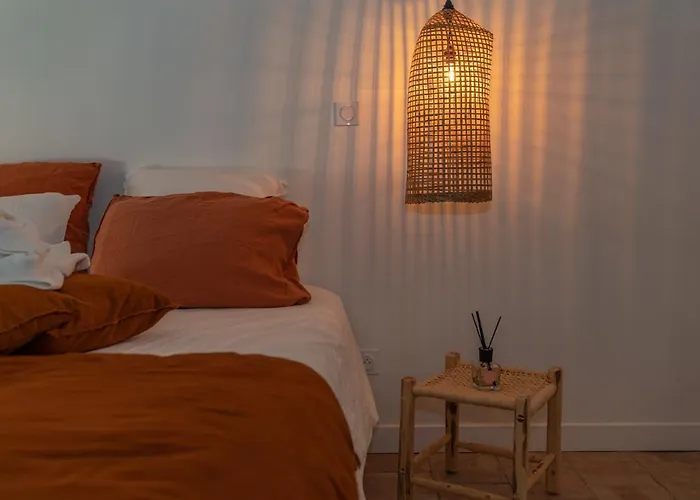La Maison De Lyna - De Charme Intra-muros Avec Parking & Autonomie 4*